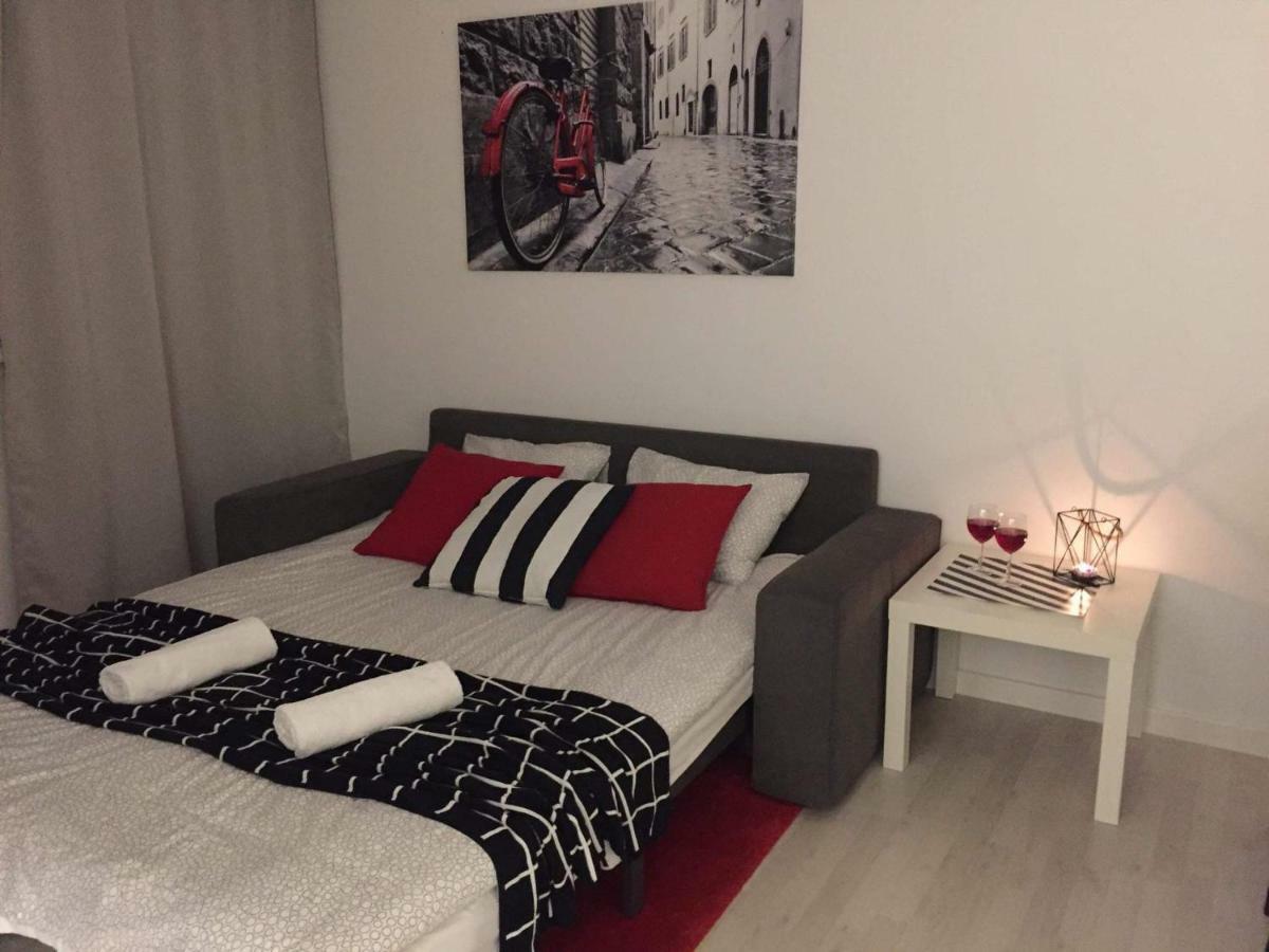 Апартаменты Apartament Rosso Торунь Экстерьер фото